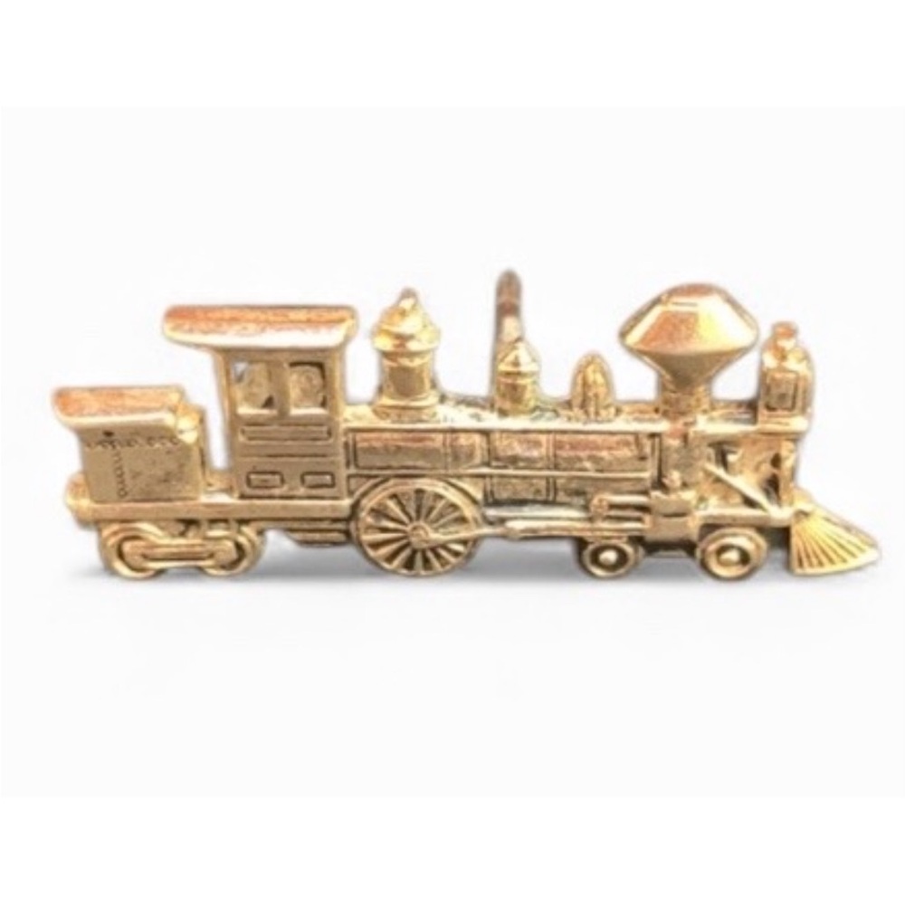🚂 Vintage Gold-Tone Train Engine Tie Tack / Lapel Pin with Chain